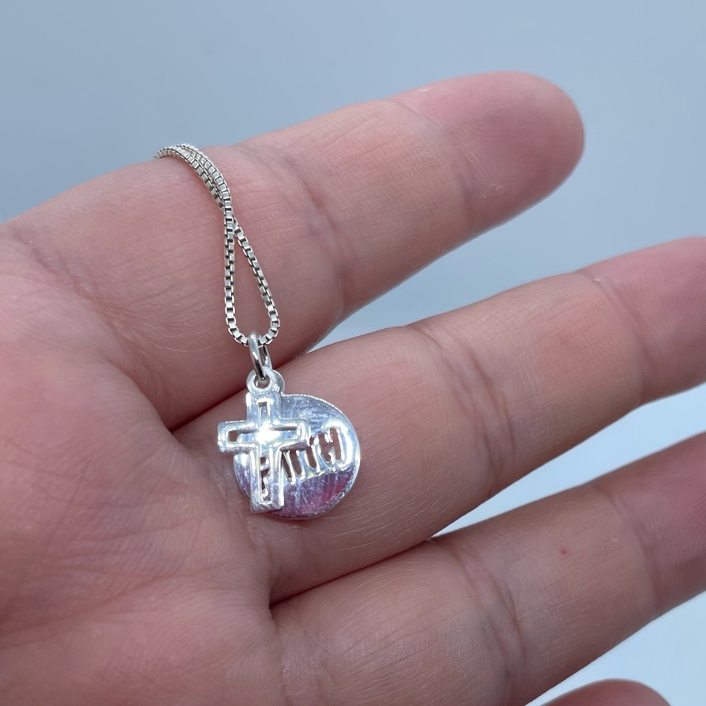 925 Sterling silver cross & faith necklace